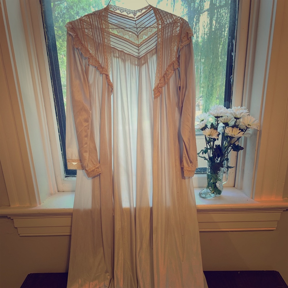 Vintage Robe